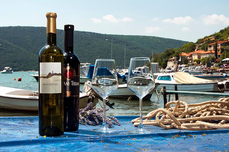 Istarska vina u konobi Nando u Istri